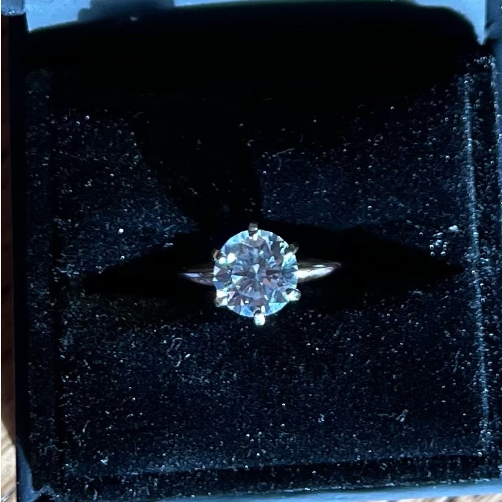 1.65 CT Diamond Ring